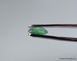 Green Jade cabochon 3.5ct...