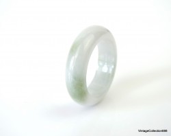 Natural Jadeite Jade Ring...