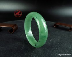 Green Aventurine Bangle...