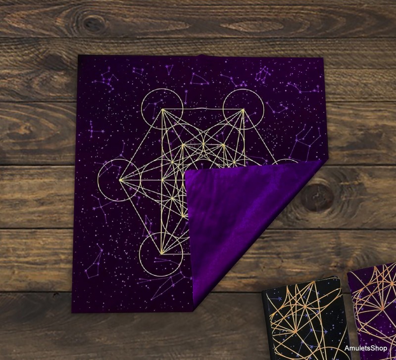 Tarot Tablecloth 19-23-26" - 50-60-66cm, Black or Purple velvet Tablecloth for Tarot cards, Tablecloth for Adivination, Pendulum