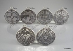 6x King Solomon pendants,...